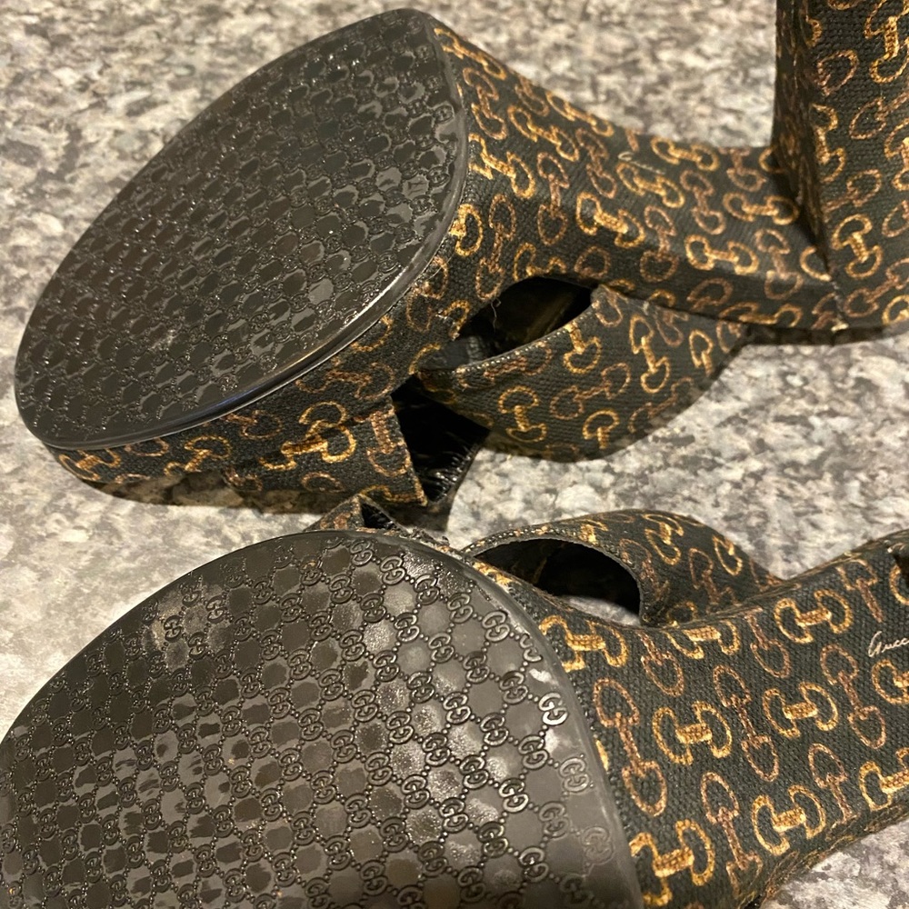 Authentic Gucci Shoes - Picture 8 of 8